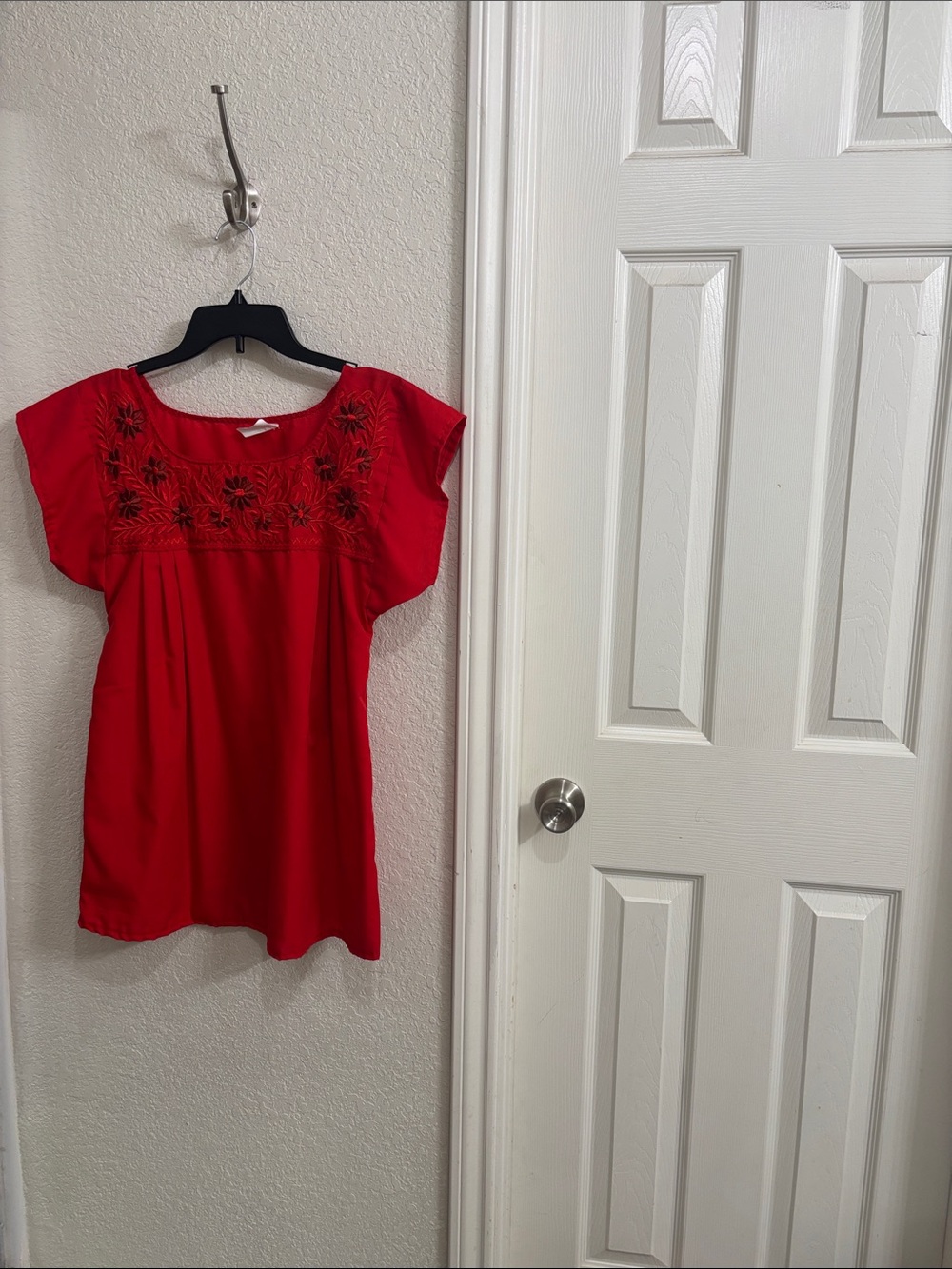 Embroidered Red Women's Short-Sleeve Top